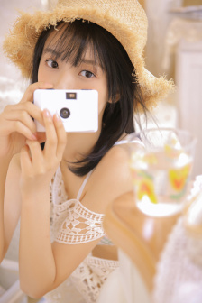 彩虹心石